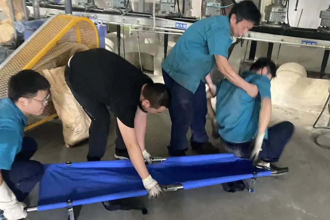 Changshu Polyester-Ierfgeldfall Rettung Drill fir Heistroke verursaacht duerch héich Temperatur